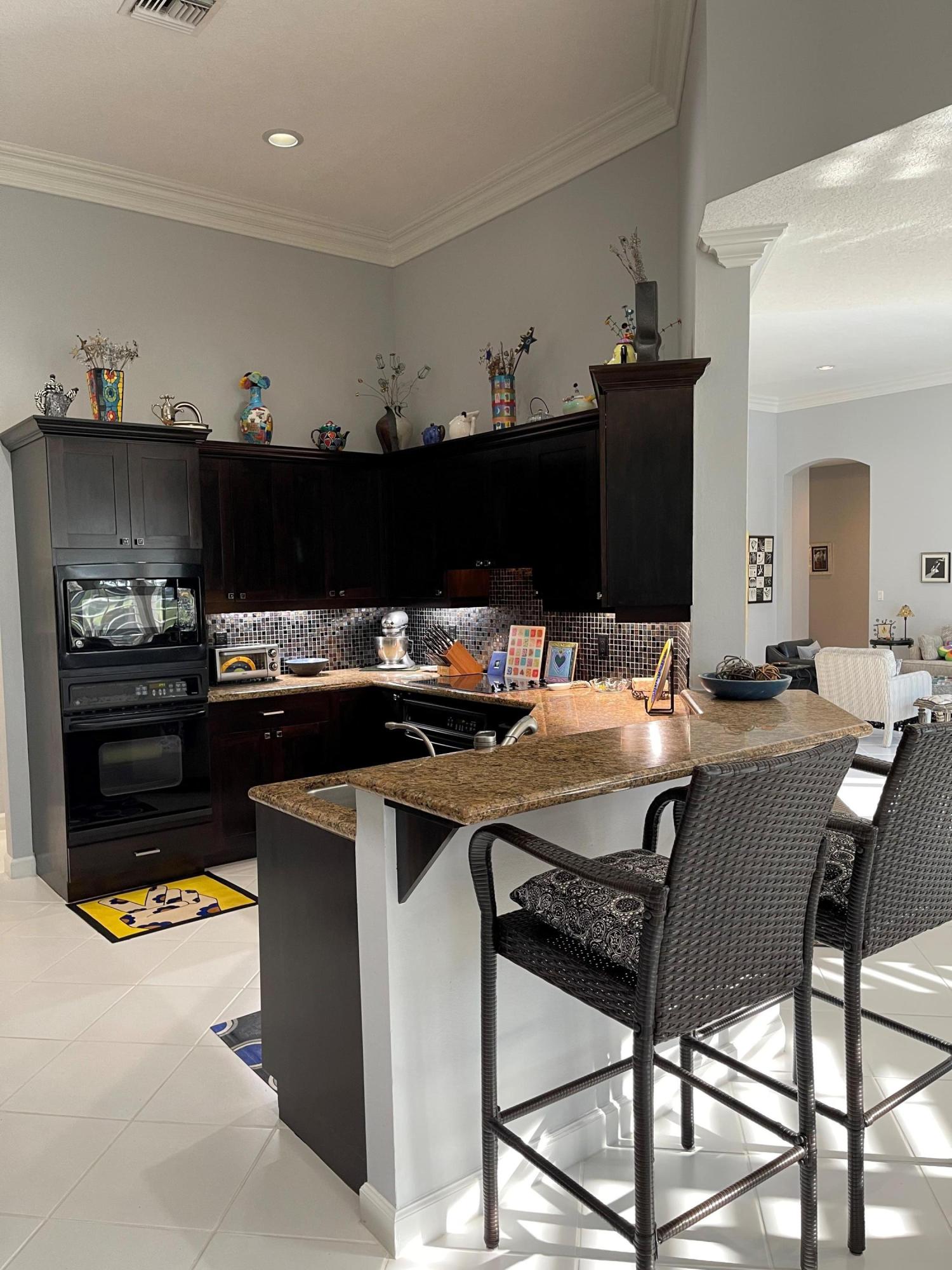 17581 Charnwood Drive Boca Raton, FL 33498 - Photo 15 of 40 Kitchen