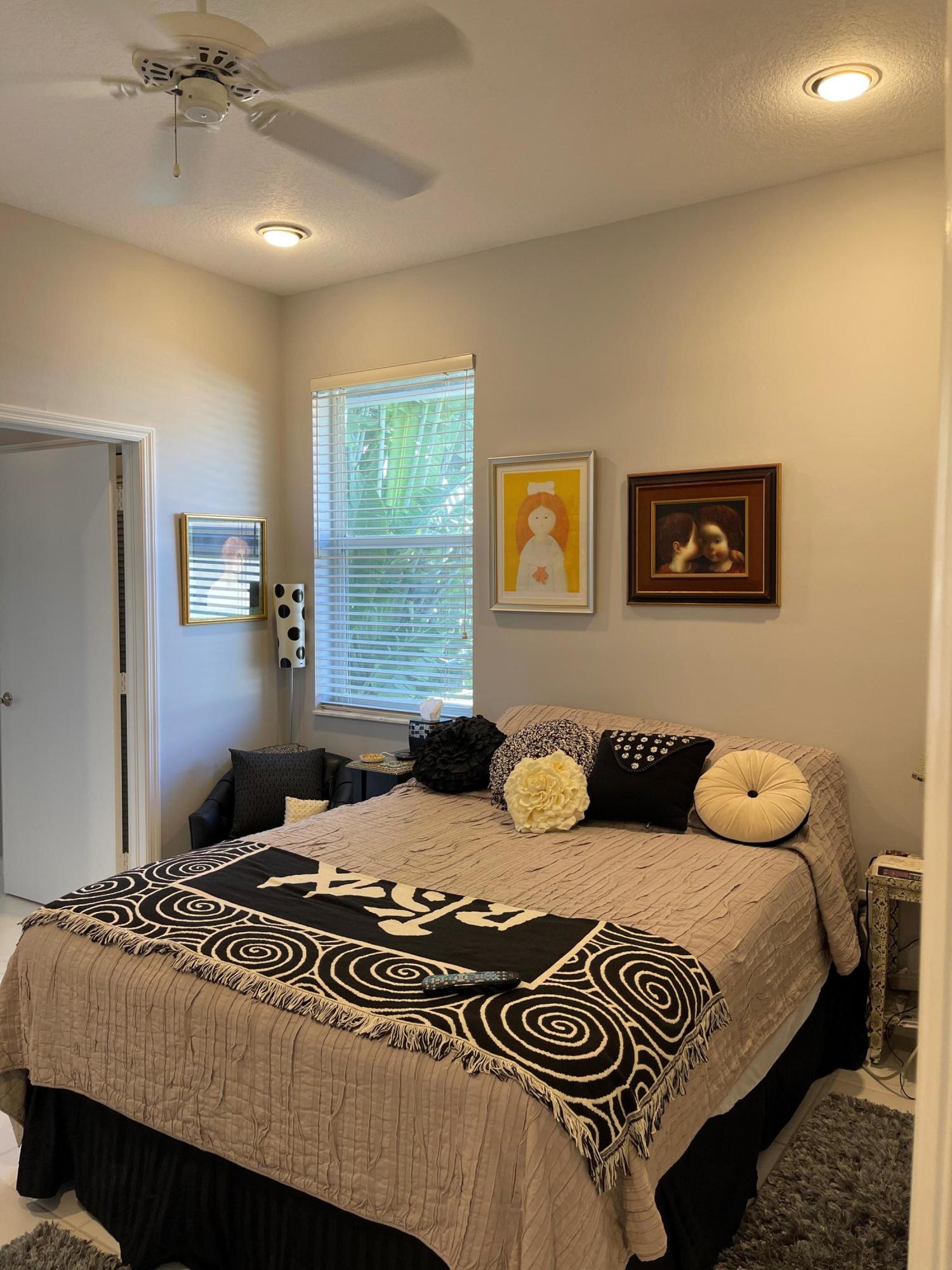 17581 Charnwood Drive Boca Raton, FL 33498 - Photo 23 of 40 Guest bedroom