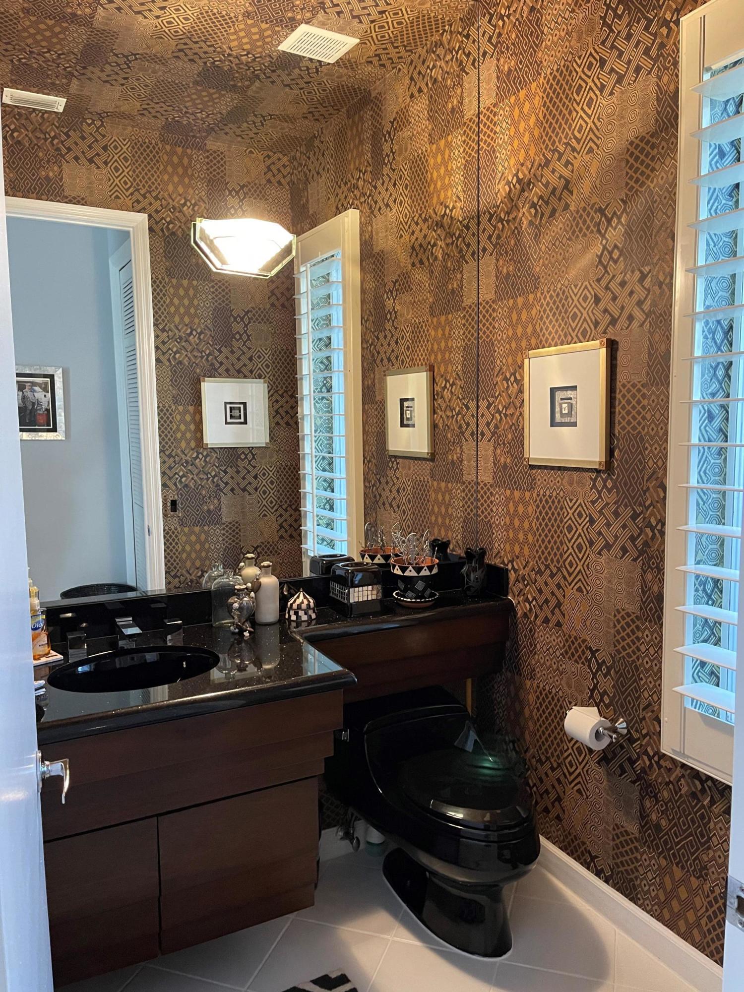 17581 Charnwood Drive Boca Raton, FL 33498 - Photo 30 of 40 Powder room