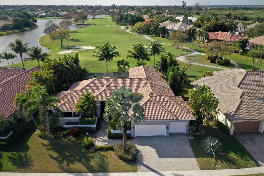 17581 Charnwood Drive Boca Raton, FL 33498 - Photo 3 of 40 Golf course and water views