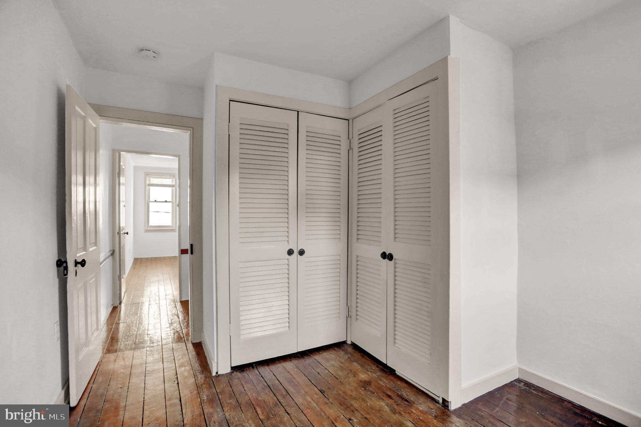 1306 Rutter Street Baltimore, MD 21217 - Photo 21 of 27 wooden floor in a gallery