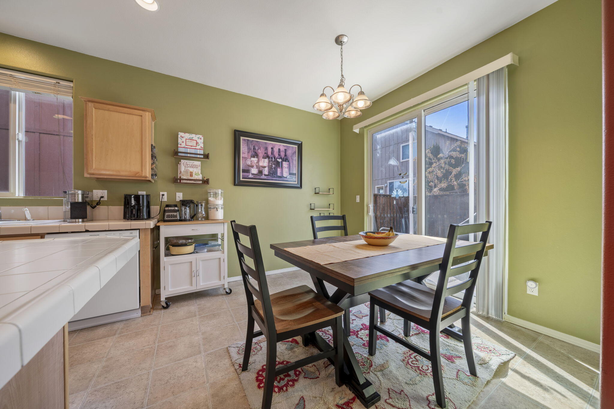2891 Northeast Sedalia Loop Bend, OR 97701 - Photo 25 of 53 Eating Area