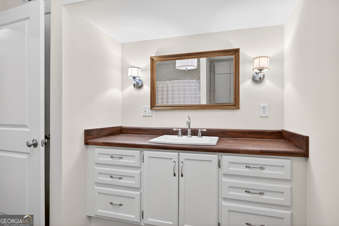 316 Biltmore Road Mansfield, GA 30055 - Photo 36 of 55