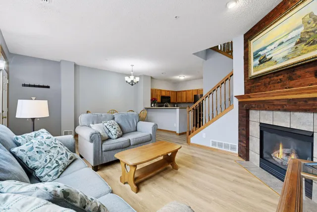 $279,900 | 1976 Clover Ridge Drive, Chaska, MN 55318