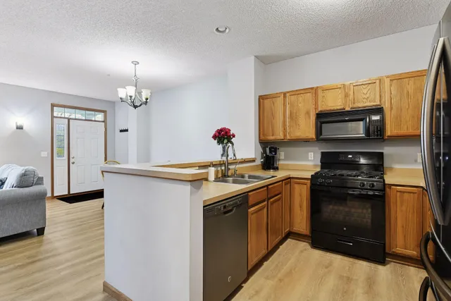 $279,900 | 1976 Clover Ridge Drive, Chaska, MN 55318