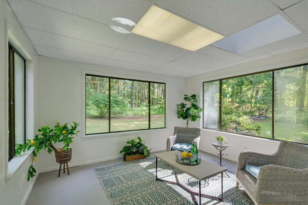 141 Trapelo Road Lincoln, MA 01773 - Photo 32 of 38 Gallery Image 32