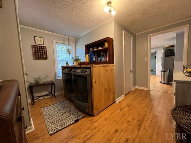 7338 Red House Road Appomattox, VA 24522 - Photo 11 of 28 a workspace with furniture and window