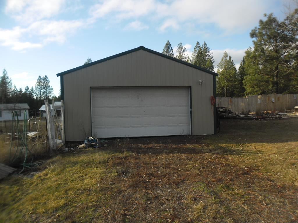 3417 East Oregon Road Elk, WA 99009 - Photo 13 of 20