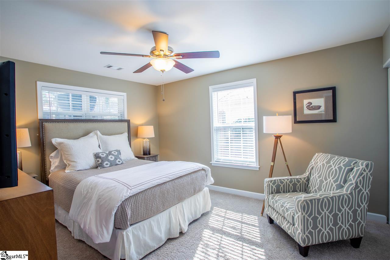 611 Parkins Mill Road Greenville, SC 29607 - Photo 16 of 32