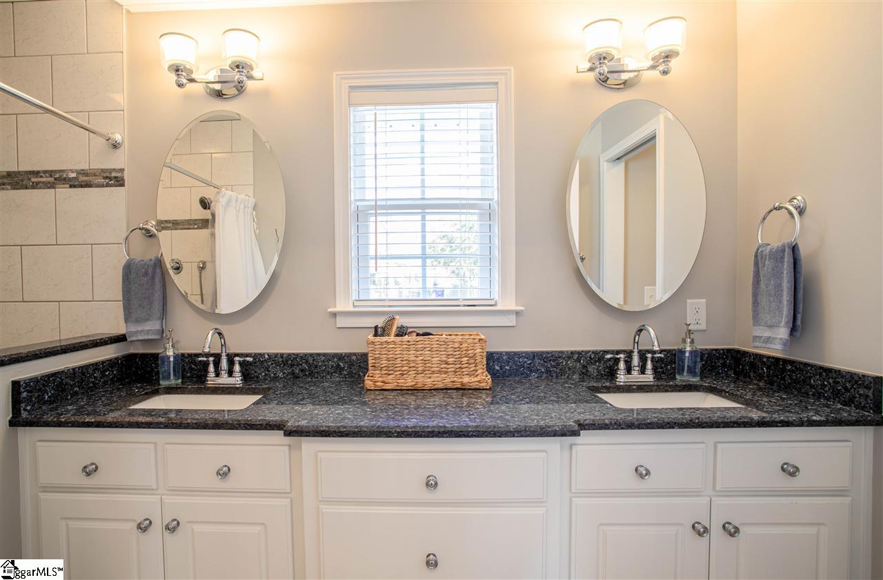 611 Parkins Mill Road Greenville, SC 29607 - Photo 22 of 32