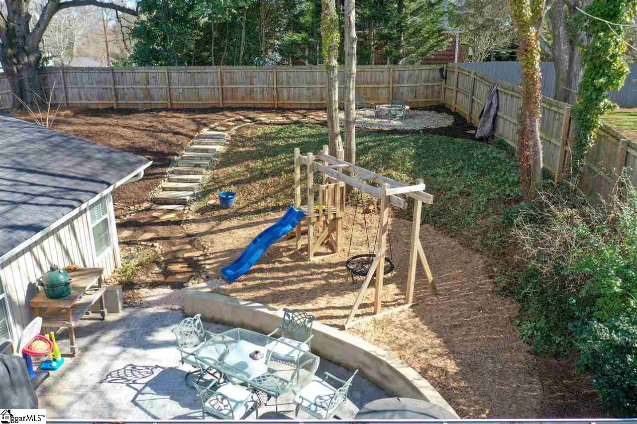 611 Parkins Mill Road Greenville, SC 29607 - Photo 25 of 32