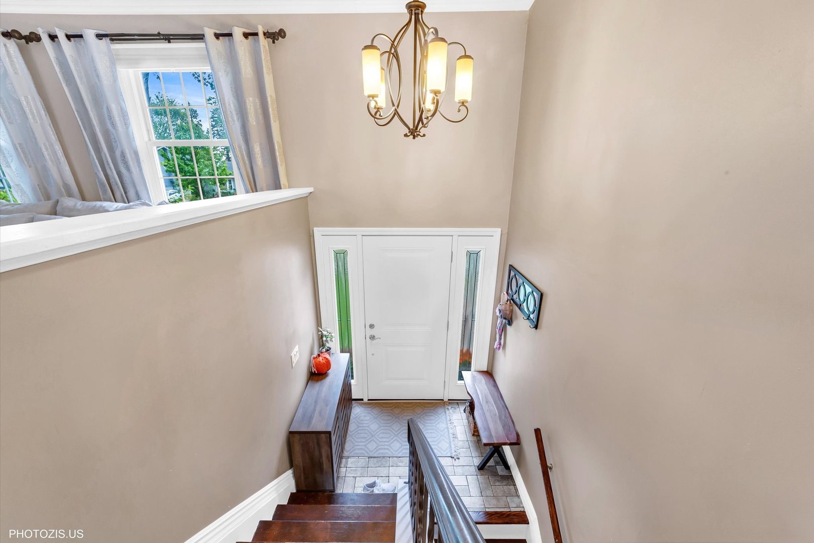 1352 West Oakmont Road Hoffman Estates, IL 60169 - Photo 11 of 42 kids room with windows and stairs