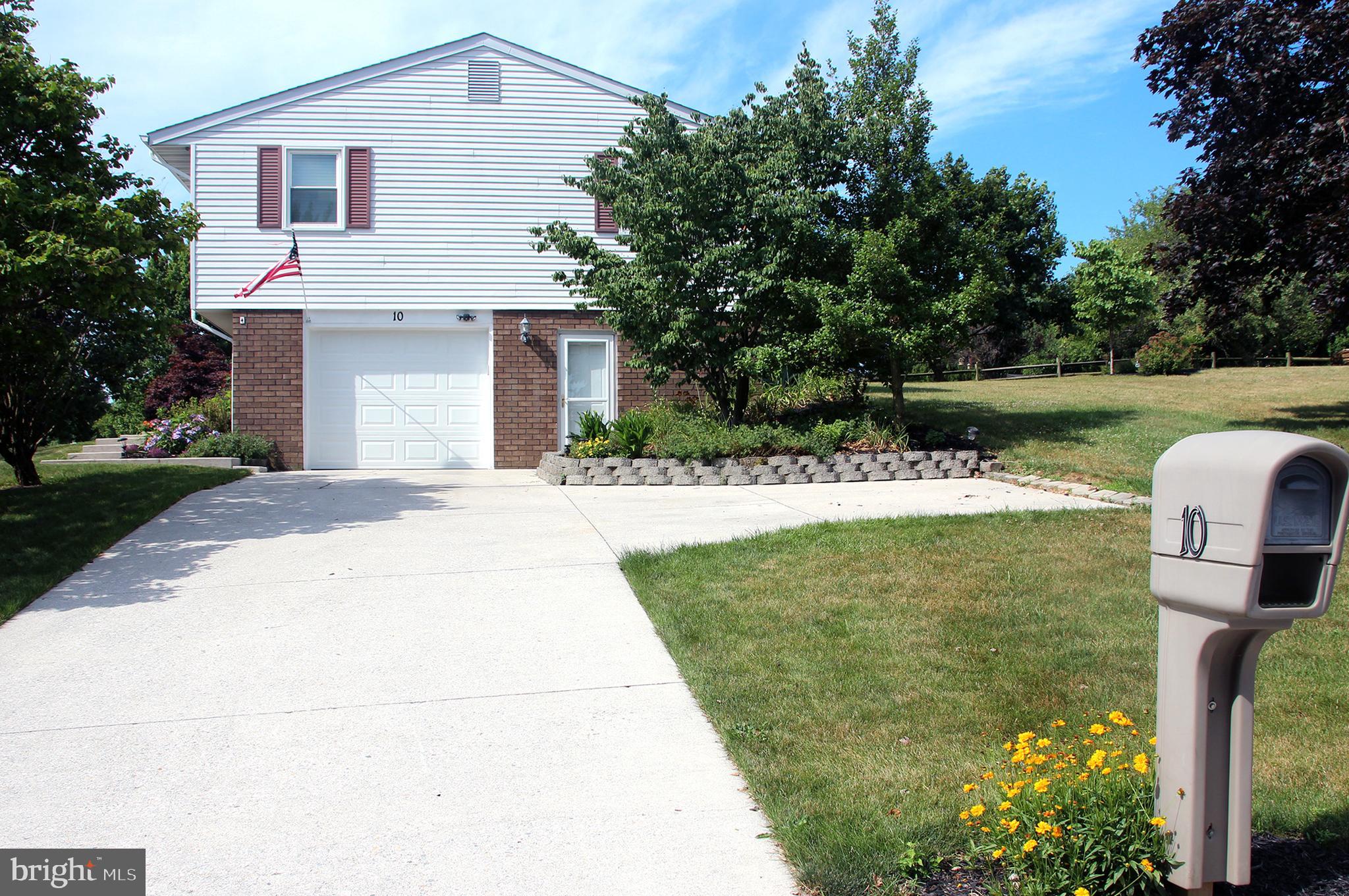 10 Colonial Court Hanover, PA 17331 - Photo 21 of 26 Gallery Image 21