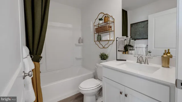 $445,120 | 8211 Alexander Court, Breinigsville, PA 18031