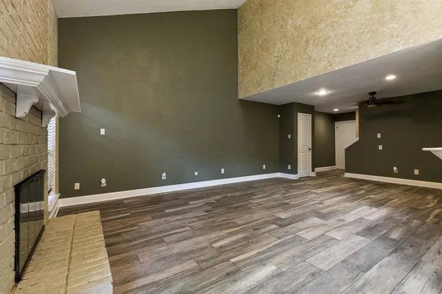 $1,900 | 7450 Holly Hill Drive, Unit 114, Dallas, TX 75231