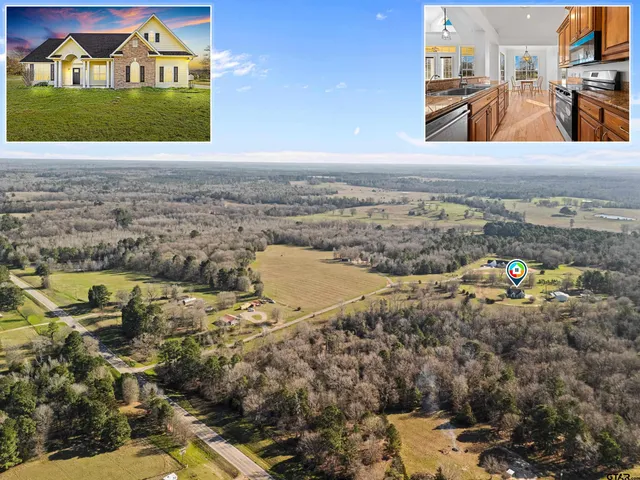 a view of an ocean view