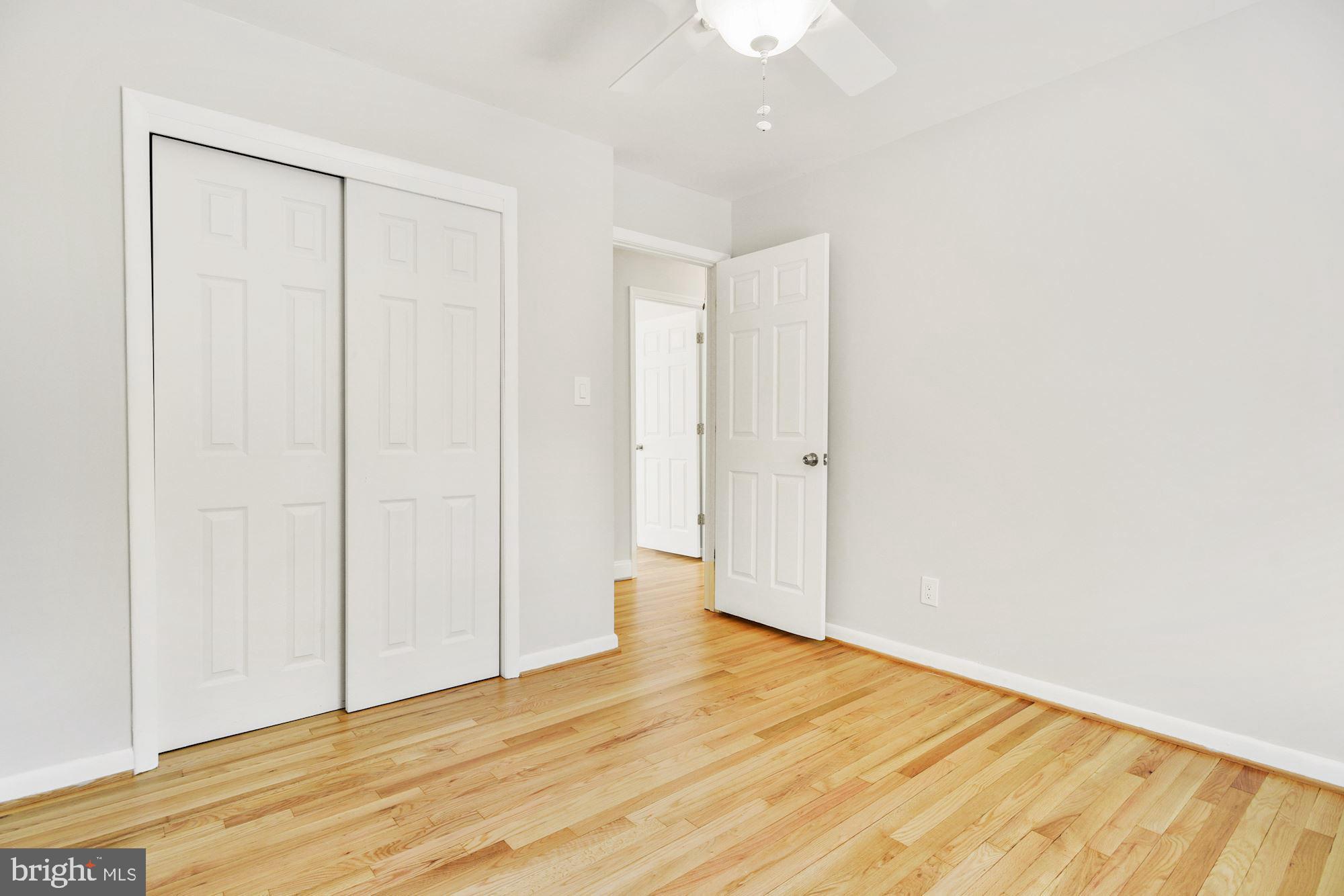 1005 Old Bay Ridge Road Annapolis, MD 21403 - Photo 22 of 56 Plenty of storage in this over-sized closet.