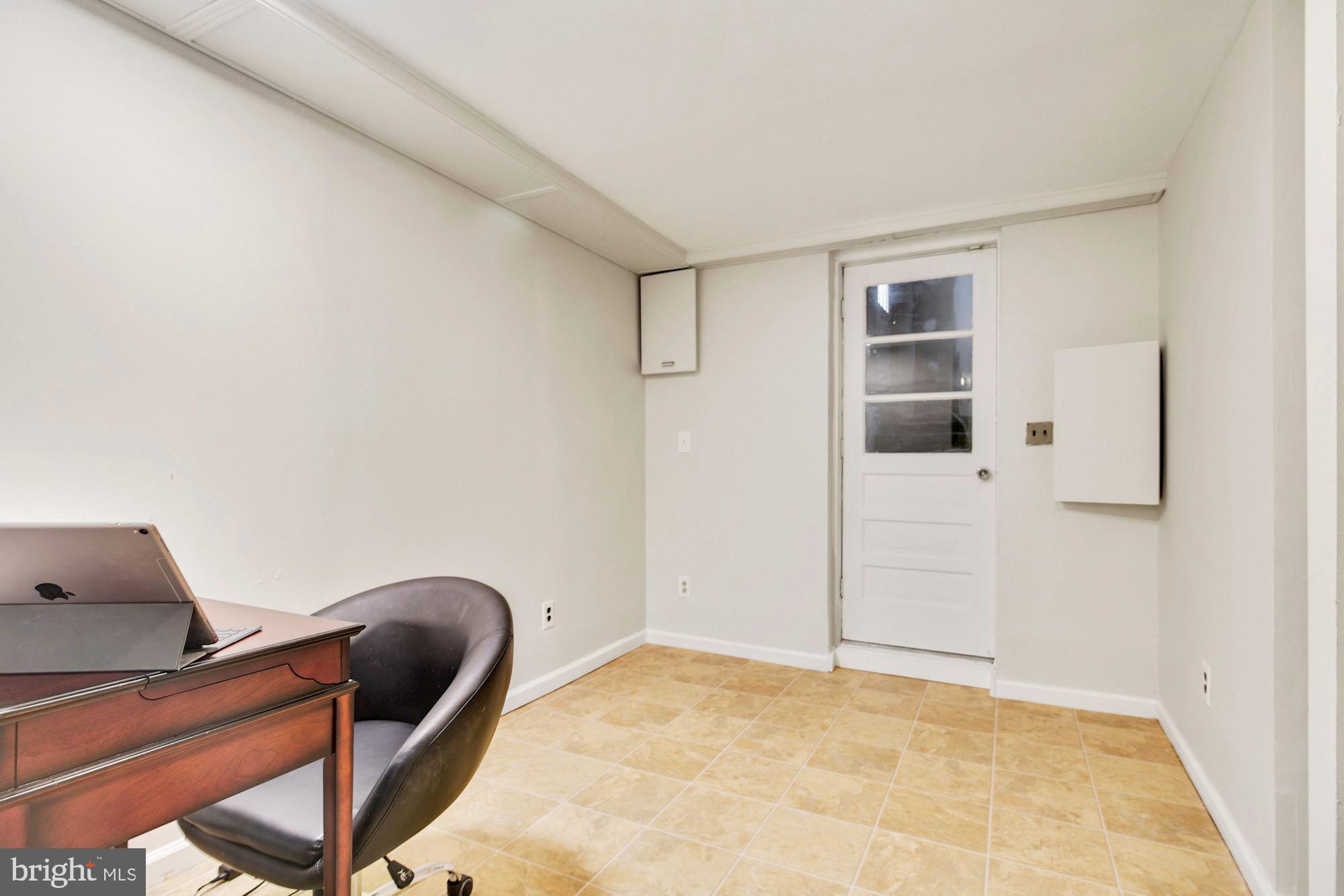 1005 Old Bay Ridge Road Annapolis, MD 21403 - Photo 35 of 56 Your future at-home office with its own entrance.