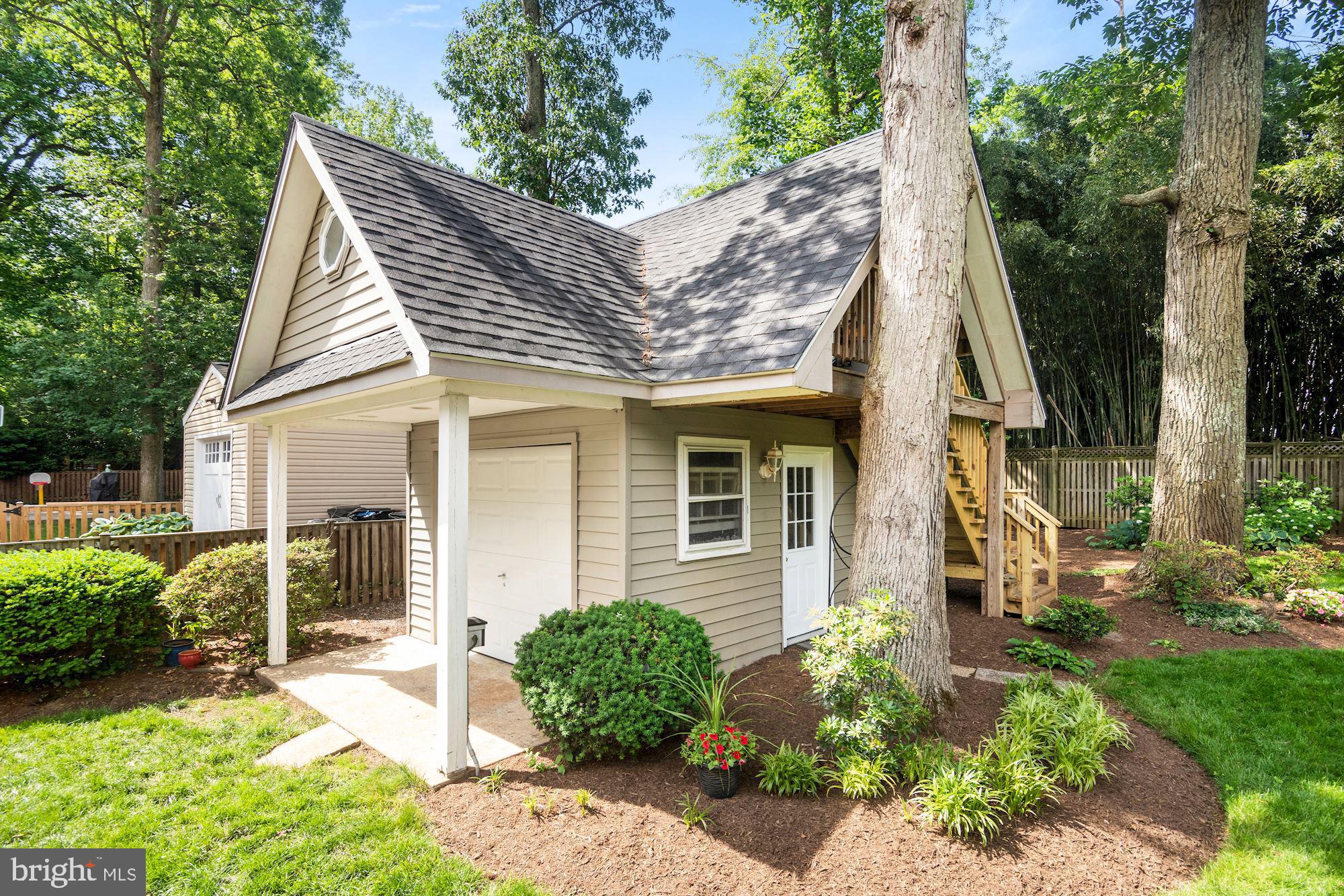 1005 Old Bay Ridge Road Annapolis, MD 21403 - Photo 40 of 56 Detached cottage-style garage for storage or play!