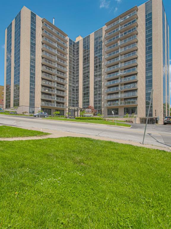 4545 Wornall Road, Unit 208 Kansas City, MO 64111 - Photo 2 of 46