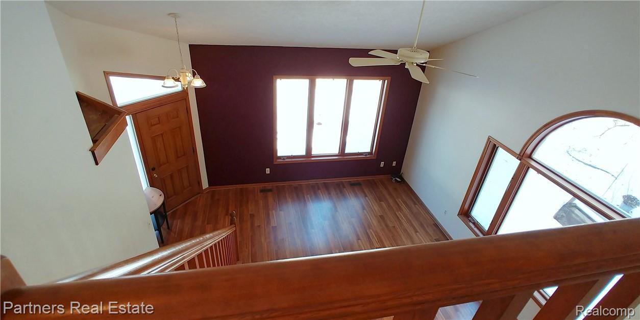 1701 West Cohoctah Road Howell, MI 48855 - Photo 34 of 50 R. From Landing