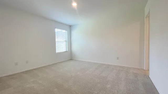 $2,075 | 6433 Becker Avenue, Fort Worth, TX 76123