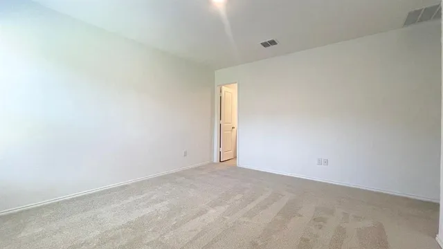 $2,075 | 6433 Becker Avenue, Fort Worth, TX 76123