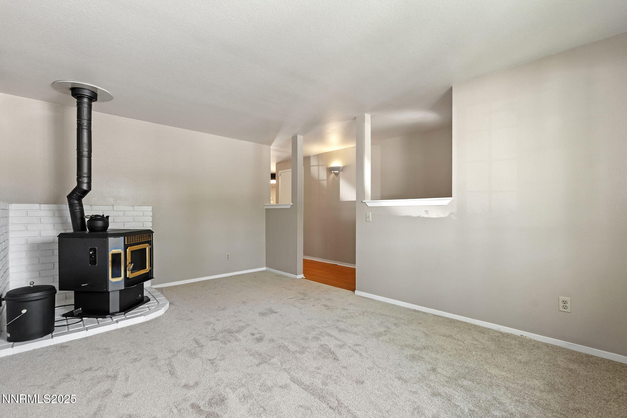 1885 King Edward Drive Reno, NV 89503 - Photo 15 of 31 12-web-or-mls-DSC03929