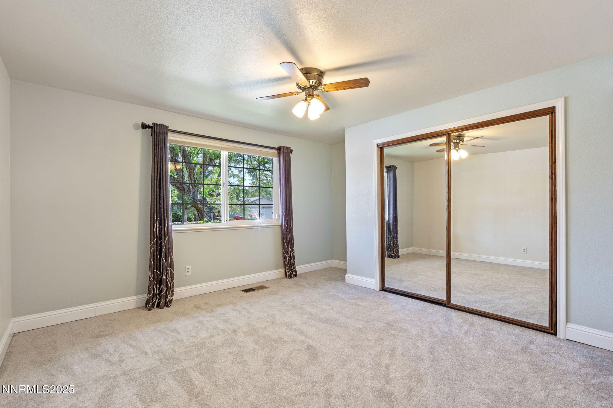 1885 King Edward Drive Reno, NV 89503 - Photo 18 of 31 15-web-or-mls-DSC03811