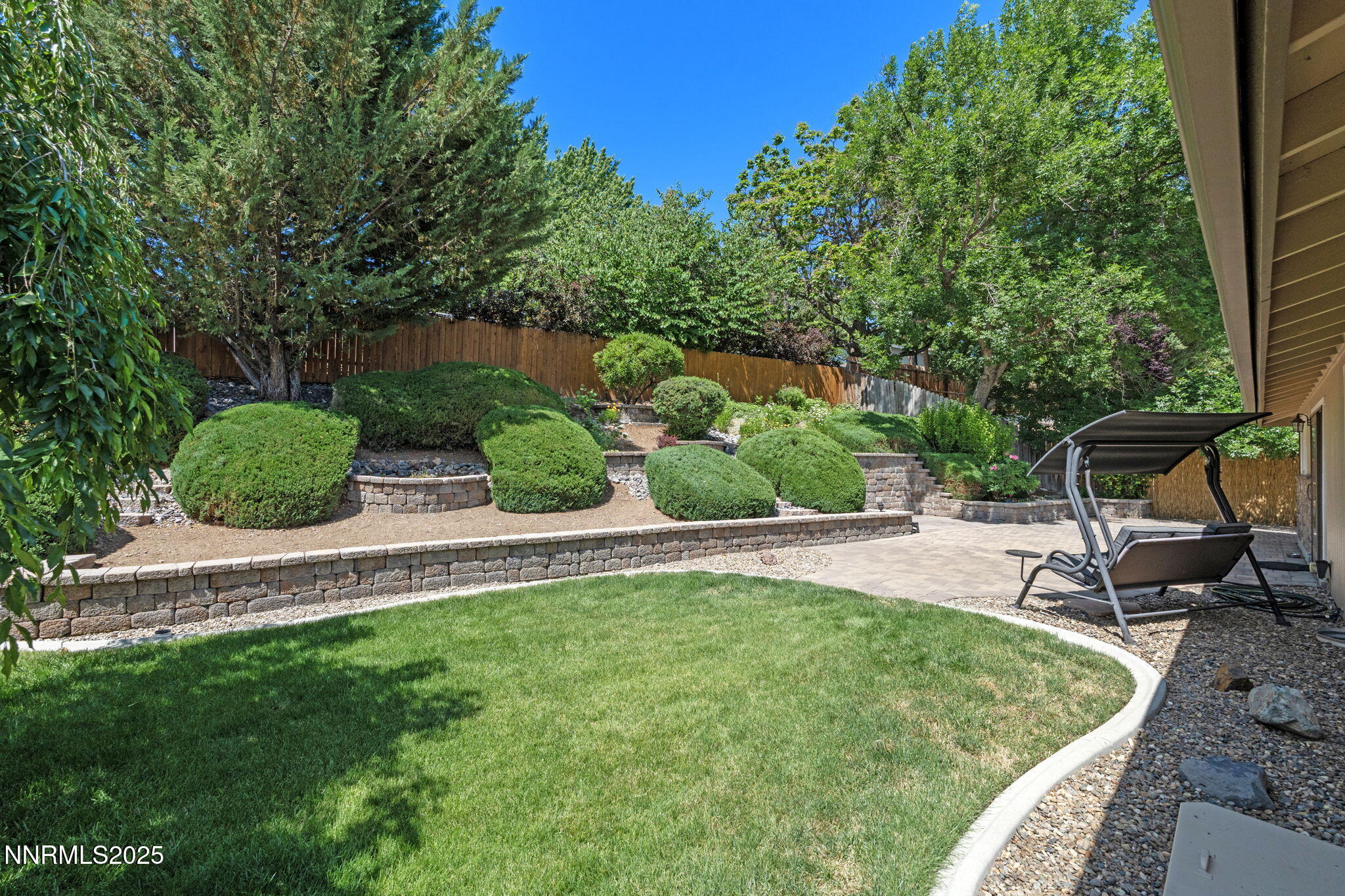 1885 King Edward Drive Reno, NV 89503 - Photo 27 of 31 23-web-or-mls-DSC03889