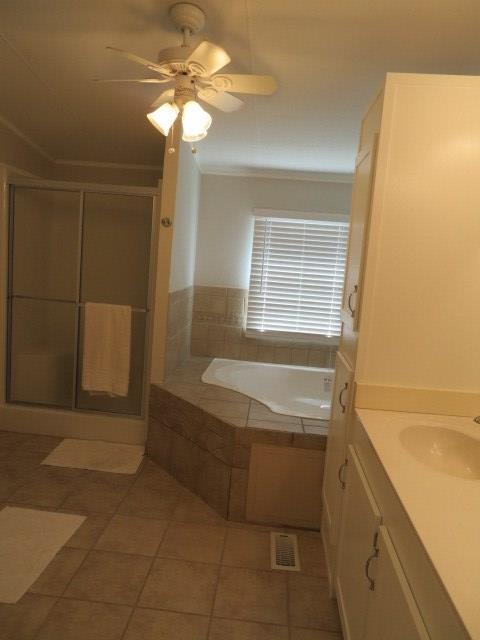 574 Fort Perry Road Box Springs, GA 31801 - Photo 12 of 39 Owners bathroom