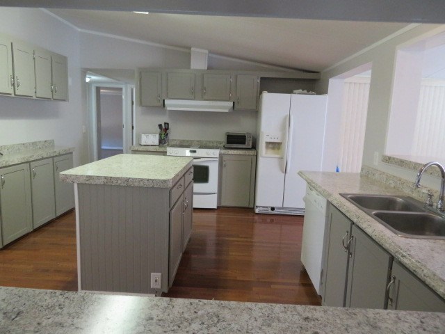 574 Fort Perry Road Box Springs, GA 31801 - Photo 6 of 39 Kitchen