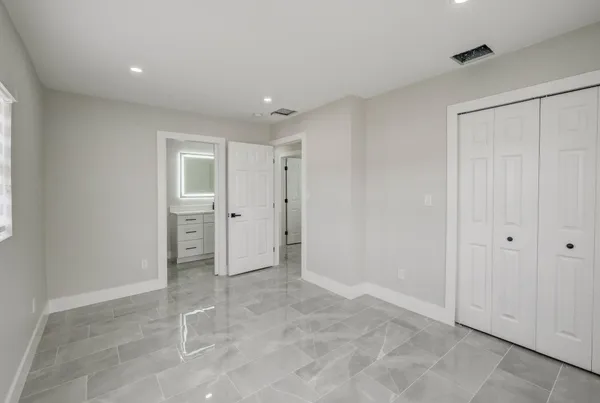 $475,000 | 520 Southwest 13th Place, Deerfield Beach, FL 33441