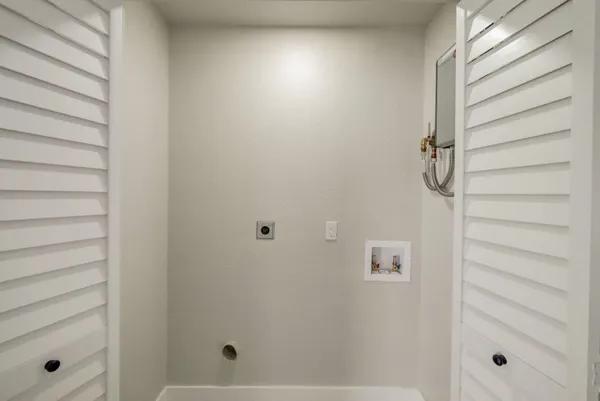 $475,000 | 520 Southwest 13th Place, Deerfield Beach, FL 33441