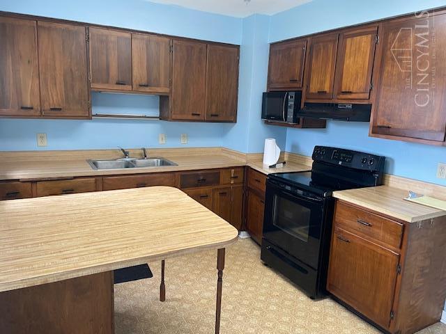 5591 Hamilton Trenton Road Trenton, OH 45067 - Photo 5 of 22