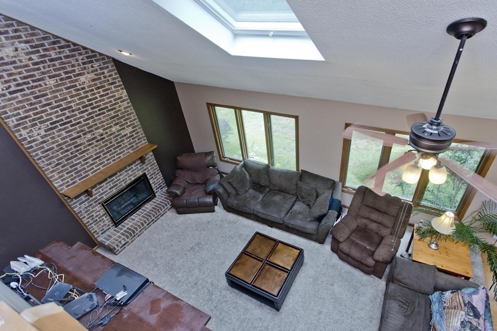 12 Blueberry Ridge Westfield, MA 01085 - Photo 4 of 32 Gallery Image 4