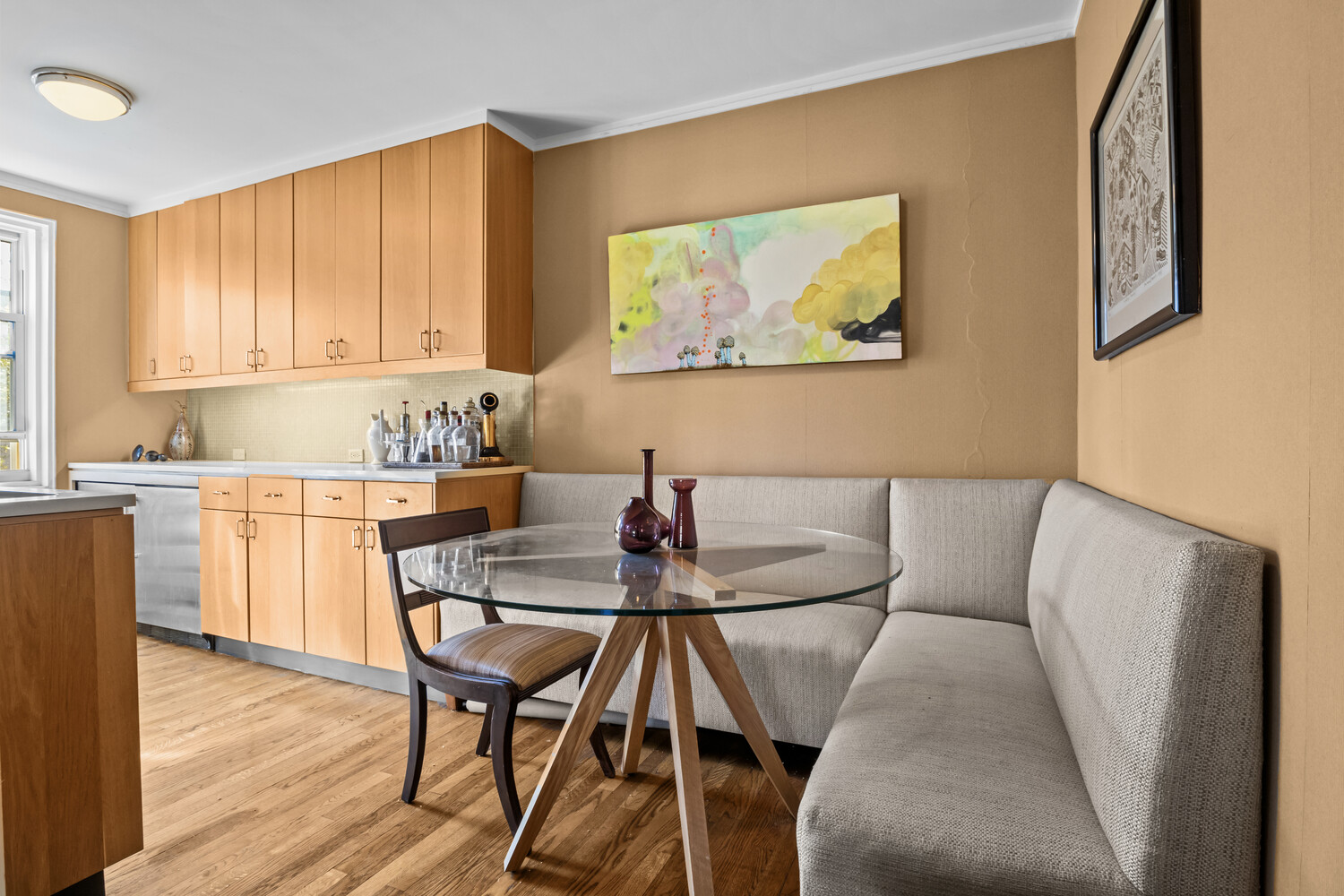 2465 Palisade Avenue, Unit 7H Bronx, NY 10463 - Photo 4 of 15 a view of a dining room with furniture and wooden floor