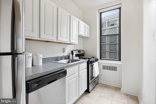 $1,835 | 2201 Pennsylvania Avenue, Unit 1309, Philadelphia, PA 19130