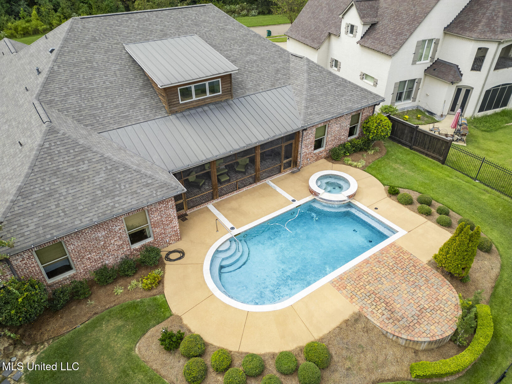 104 Chicot Cove Ridgeland, MS 39157 - Photo 19 of 39 104 Chicot Cv Drone-7