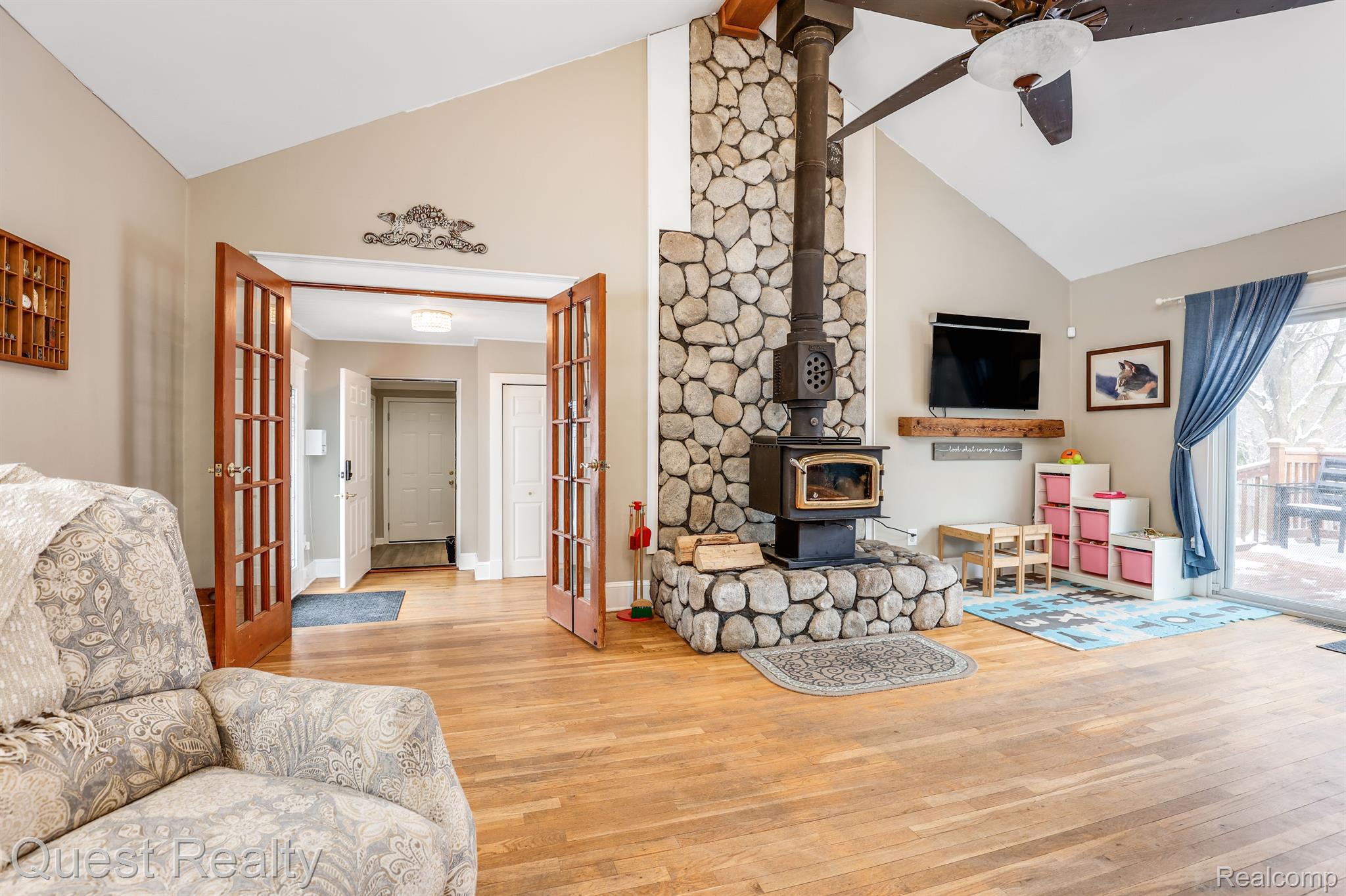 240 West Wattles Road Troy, MI 48098 - Photo 14 of 38 Gallery Image 14