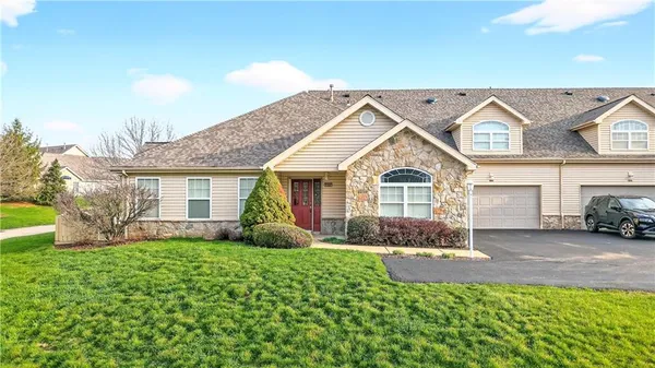$425,000 | 6034 Triple Crown Circle, Greensburg, PA 15601