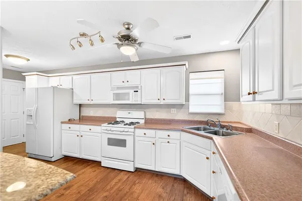 $425,000 | 6034 Triple Crown Circle, Greensburg, PA 15601