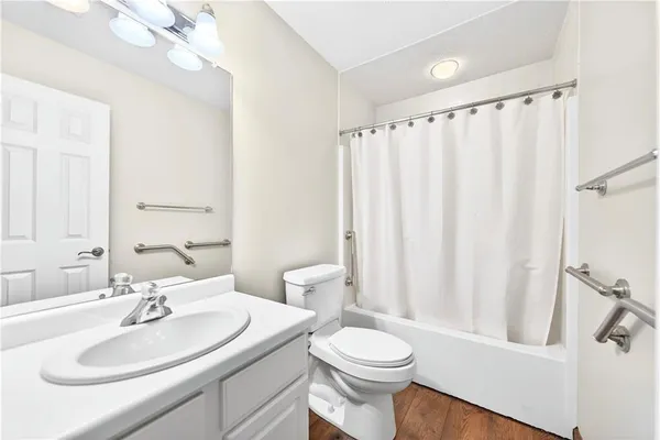 $425,000 | 6034 Triple Crown Circle, Greensburg, PA 15601