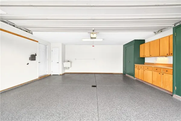 $425,000 | 6034 Triple Crown Circle, Greensburg, PA 15601