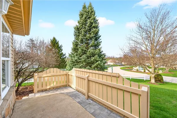 $425,000 | 6034 Triple Crown Circle, Greensburg, PA 15601