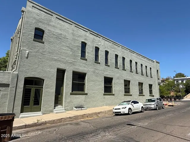a car parked in front of a building