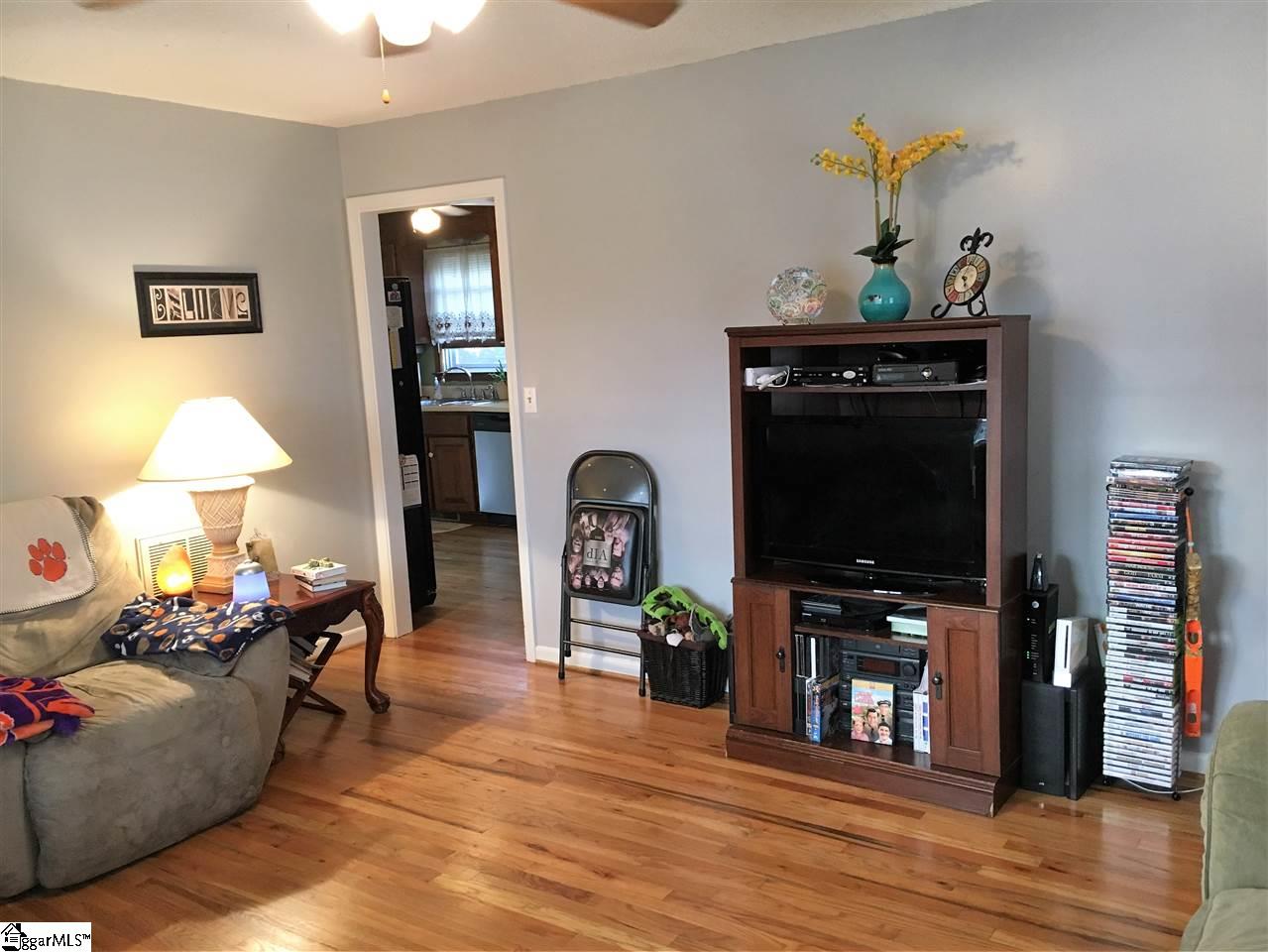 1701 Crestview Road Easley, SC 29642 - Photo 8 of 23 Gallery Image 8