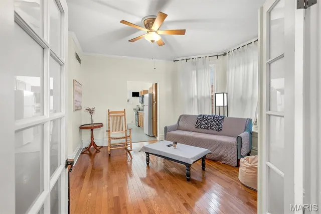 $284,900 | 2828 59th Street, St. Louis, MO 63139