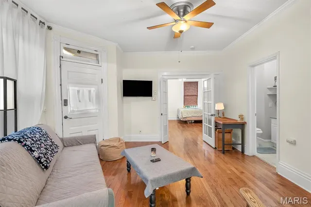 $284,900 | 2828 59th Street, St. Louis, MO 63139