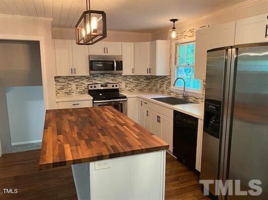 8017 Monitor Court Apex, NC 27539 - Photo 3 of 11 mt3